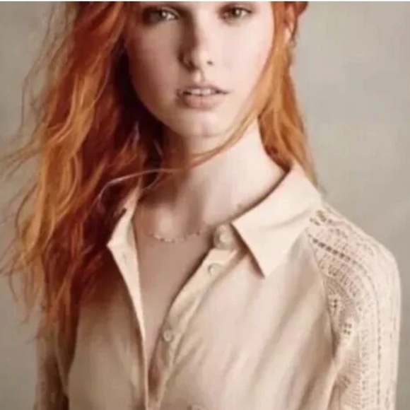 ANTHROPOLOGIE Holding Horses Crochet Sleeve Shirt - Picture 4 of 5